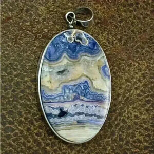 Polished Indonesian agate pendant
